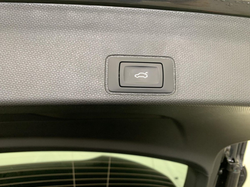 Photo 21 de l'offre de Cupra Terramar 1.5 eTSI Hybrid 150 ch DSG7 V à 35998€ chez Carlyss automobiles Vitré