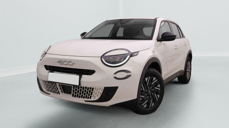 Photo 1 de l'offre de Fiat 600 1.2 HYBRID 110 DCT POP à 24798€ chez Carlyss automobiles Vitré