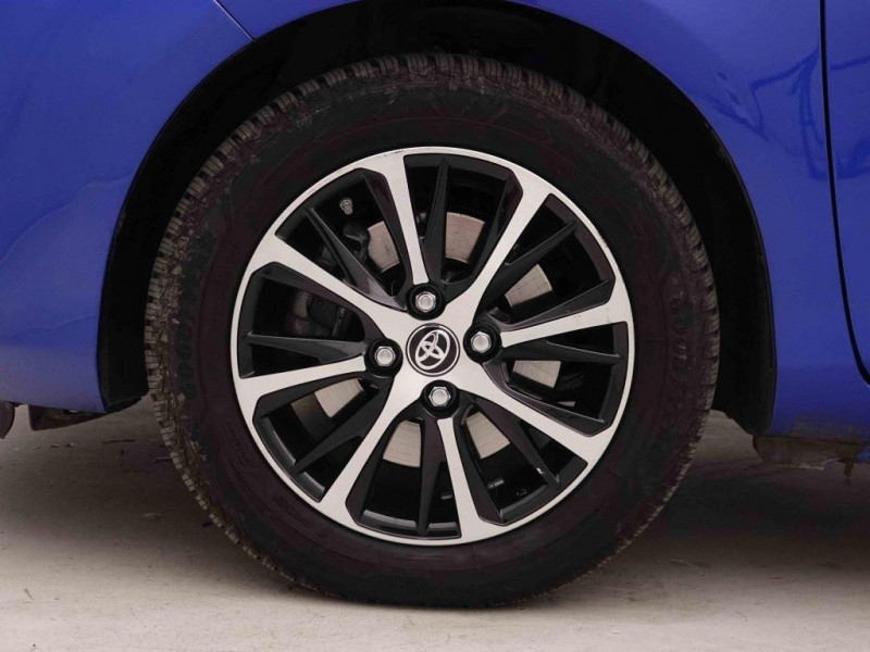 Photo 19 de l'offre de TOYOTA Yaris 1.5I VVT-I HYBRID COMFORT 100 à 18861€ chez Carlyss automobiles Vitré