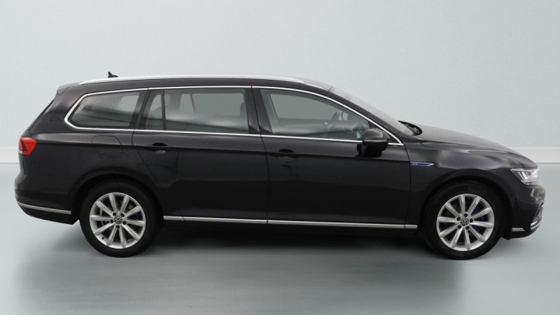 Photo 8 de l'offre de VOLKSWAGEN Passat SW Passat SW 1.4 TSI Hybride Rechargeable DSG6 GTE à 28598€ chez Carlyss automobiles Vitré