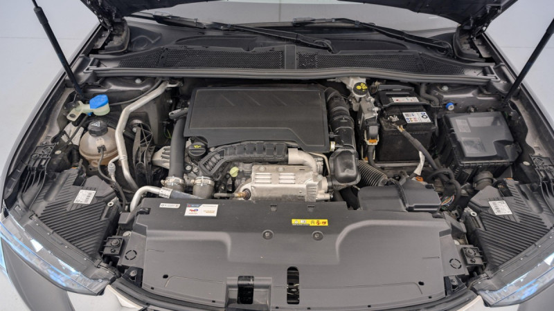 Photo 19 de l'offre de DS DS4 PureTech 130 EAT8 Rivoli à 24117€ chez Carlyss automobiles Vitré