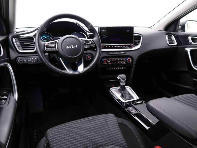 Photo 8 de l'offre de KIA Xceed 1.6 PHEV DCT Edition à 22202€ chez Carlyss automobiles Vitré