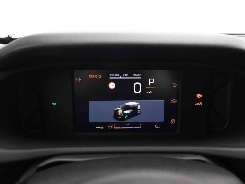 Photo 13 de l'offre de Jeep Avenger 1.2 MHEV 110 DCT6 Longitude à 26422€ chez Carlyss automobiles Vitré