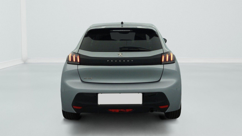 Photo 6 de l'offre de PEUGEOT 208 PureTech 100 S&S BVM6 Allure Pack à 16622€ chez Carlyss automobiles Vitré
