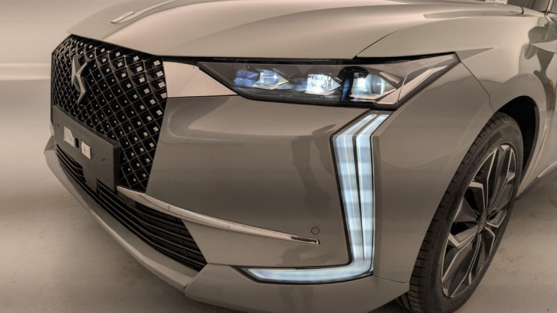 Photo 21 de l'offre de DS DS4 PureTech 130 EAT8 Rivoli à 23438€ chez Carlyss automobiles Vitré
