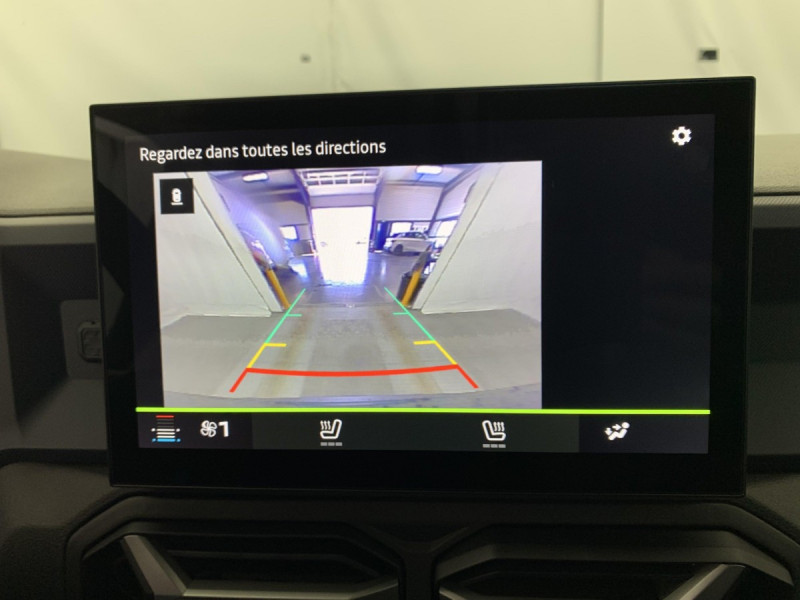 Photo 15 de l'offre de DACIA DUSTER TCe 130 4x4 Expression à 24998€ chez Carlyss automobiles Vitré