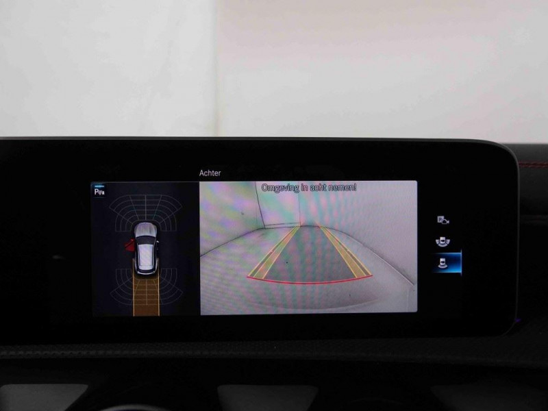 Photo 10 de l'offre de MERCEDES-BENZ CLA 200 163 DCT Shooting Brake AMG-Line à 37129€ chez Carlyss automobiles Vitré