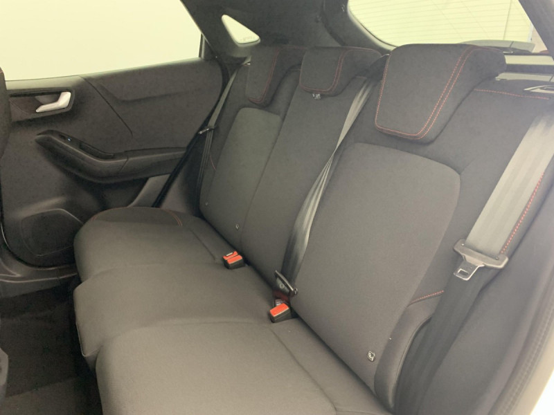 Photo 19 de l'offre de FORD PUMA 1.0 EcoBoost 125 ch mHEV S&S BVM6 ST-Line à 21458€ chez Carlyss automobiles Vitré