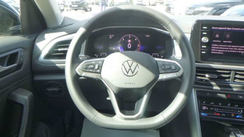 Photo 6 de l'offre de VOLKSWAGEN T-roc T-Roc 2.0 TDI 150 Start/Stop DSG7 VW Edition à 34398€ chez Carlyss automobiles Vitré