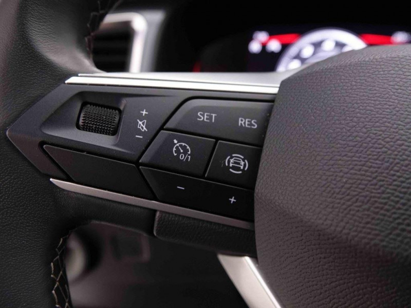 Photo 14 de l'offre de SEAT Ateca 1.5 TSi 150 ACT Style à 25198€ chez Carlyss automobiles Vitré