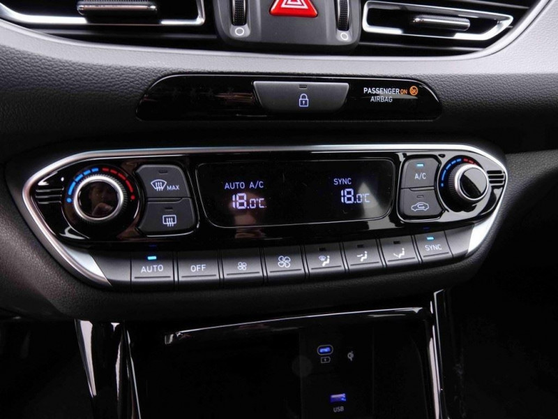 Photo 14 de l'offre de HYUNDAI I30 1.0 T-GDi 100 DCT Go Plus à 24320€ chez Carlyss automobiles Vitré