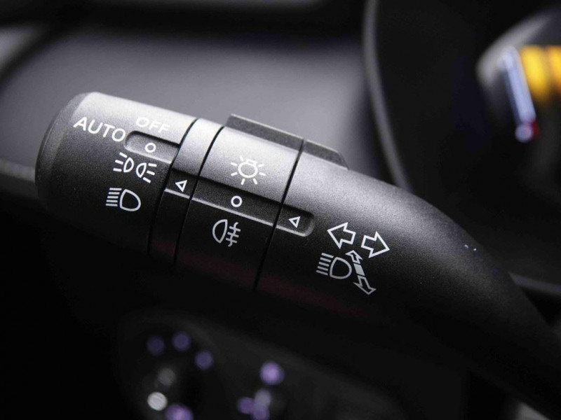 Photo 15 de l'offre de MG Motor ZS 1.5i 115 Comfort à 23498€ chez Carlyss automobiles Vitré