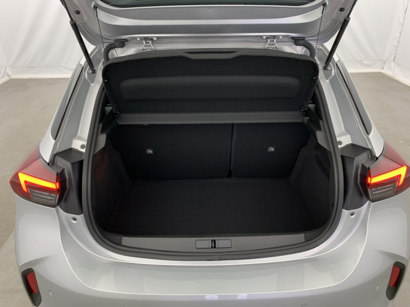 Photo 11 de l'offre de OPEL Corsa 1.2 Turbo 100 ch BVM6 GS à 16958€ chez Carlyss automobiles Vitré