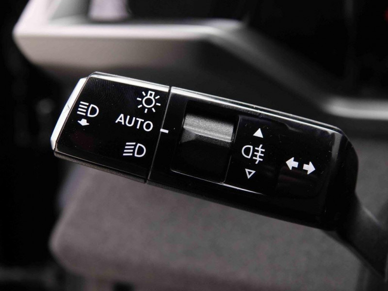 Photo 11 de l'offre de OPEL Grandland 1.2 T Hybrid 145 GS à 35898€ chez Carlyss automobiles Vitré