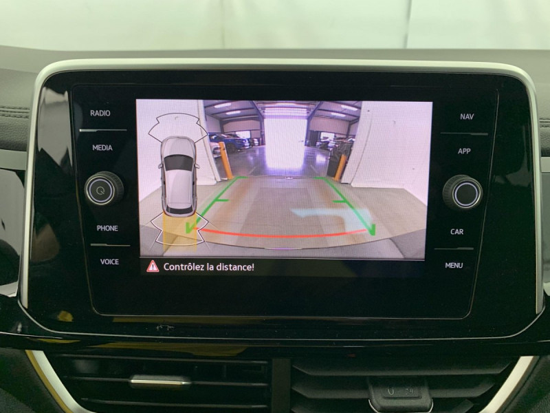 Photo 17 de l'offre de VOLKSWAGEN T-roc 1.5 TSI EVO2 150 Start/Stop DSG7 R-Line Edition à 33598€ chez Carlyss automobiles Vitré