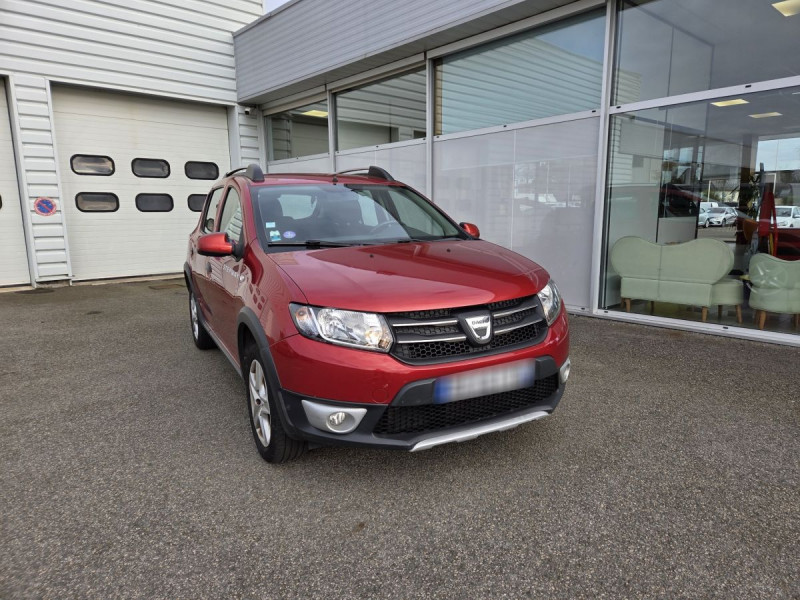 Photo 1 de l'offre de Dacia Sandero (2) Stepway Prestige TCe 90 à 8990€ chez Carlyss automobiles Vitré