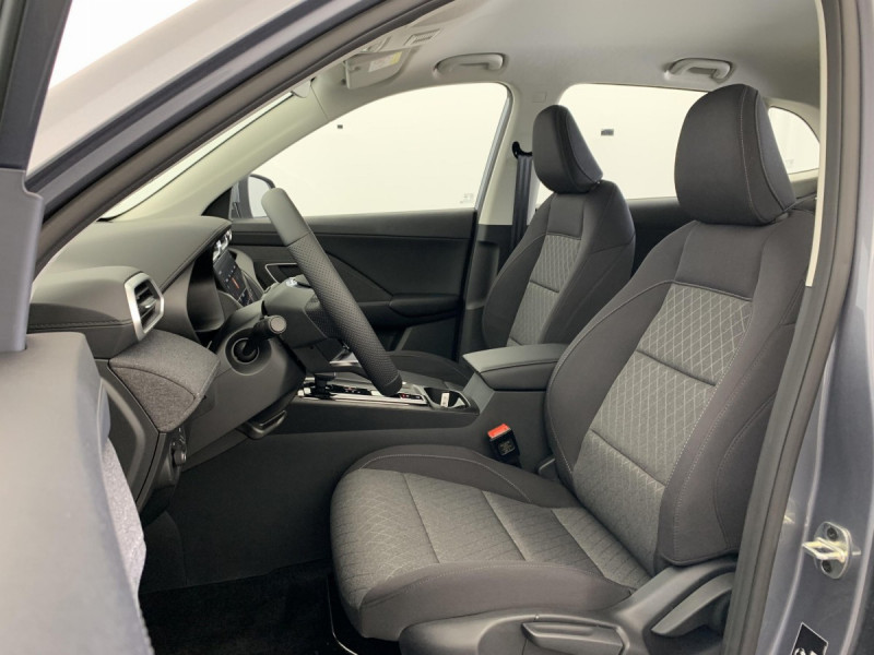 Photo 16 de l'offre de MG Motor ZS 1.5 L Hybrid+ 197 ch Comfort à 21998€ chez Carlyss automobiles Vitré