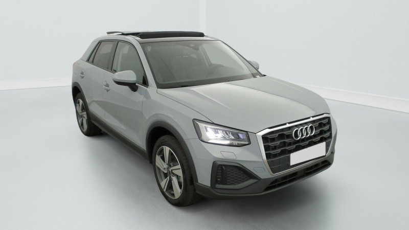 Audi Q2 35 TFSI 150 S tronic 7 Design Essence Gris clair Occasion à vendre