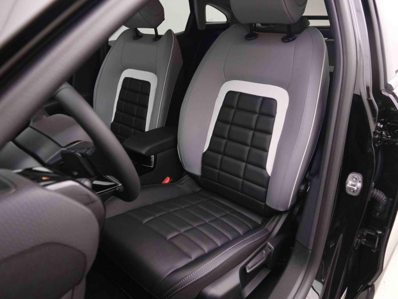 Photo 7 de l'offre de CITROEN C4 Hybrid 145 e-DCS6 MAX New model à 26926€ chez Carlyss automobiles Vitré