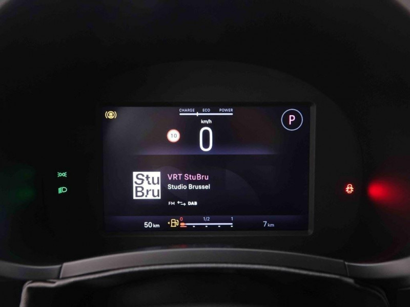 Photo 16 de l'offre de Fiat 600 1.2 HYBRID 110 DCT POP à 24798€ chez Carlyss automobiles Vitré