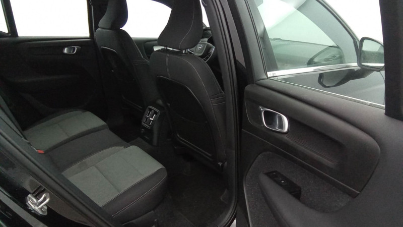 Photo 34 de l'offre de VOLVO XC40 T4 Recharge 129+82 ch DCT7 Inscription à 29598€ chez Carlyss automobiles Vitré