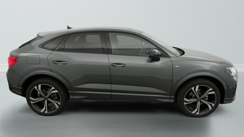 Photo 8 de l'offre de AUDI Q3 Sportback 35 TDI 150 ch S tronic 7 S line plus à 48998€ chez Carlyss automobiles Vitré