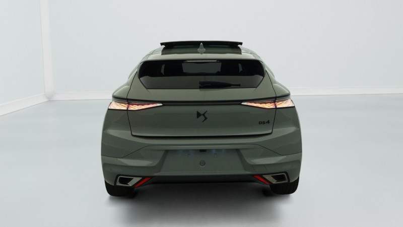 Photo 6 de l'offre de DS DS4 PureTech 130 EAT8 Performance Line+ à 24837€ chez Carlyss automobiles Vitré