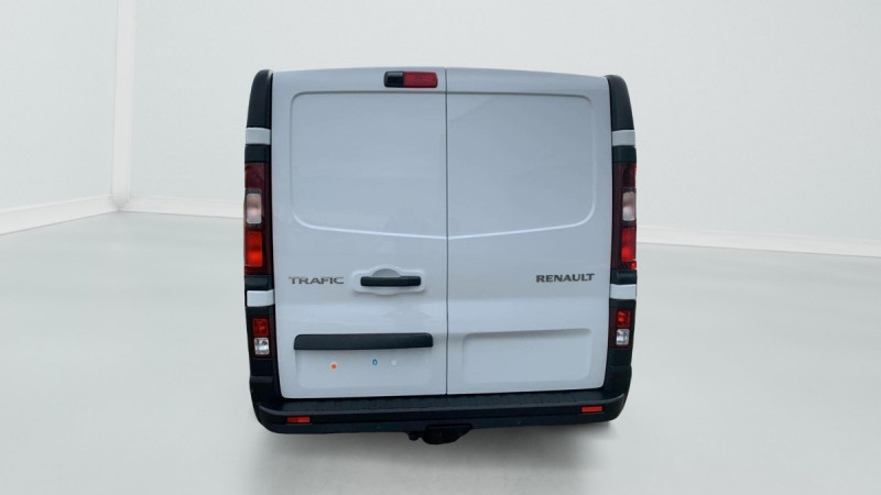 Photo 4 de l'offre de RENAULT TRAFIC FOURGON L2H1 3T BLUE DCI 150 GSR2 ADVANCE à 30837€ chez Carlyss automobiles Vitré