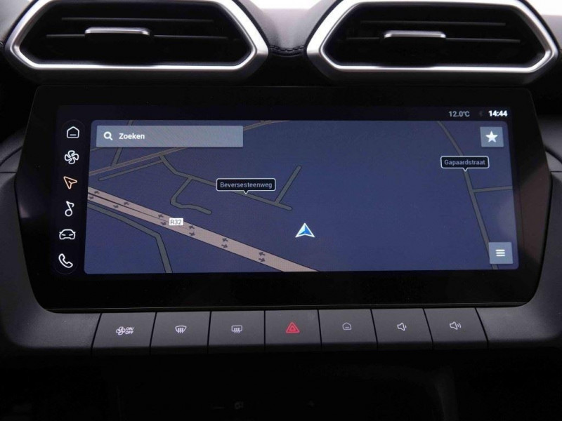 Photo 10 de l'offre de MG Motor ZS 1.5i 115 Comfort à 23502€ chez Carlyss automobiles Vitré