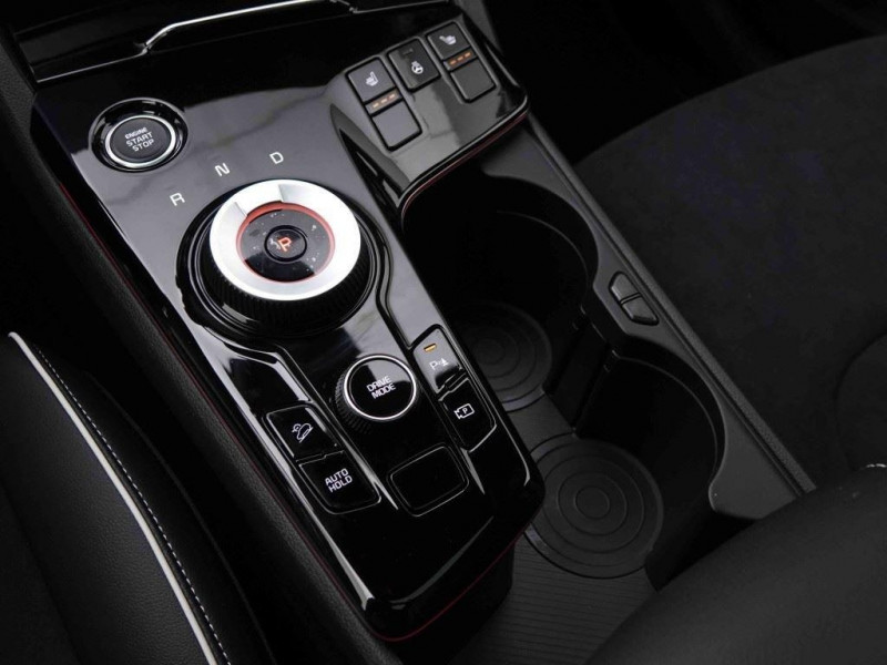 Photo 5 de l'offre de KIA SPORTAGE 1.6T-GDi HEV 215 GT-Line à 40602€ chez Carlyss automobiles Vitré