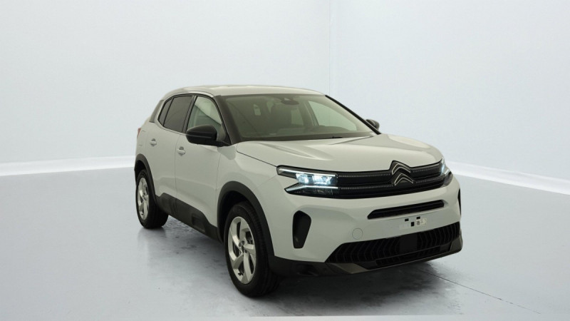 Photo 1 de l'offre de CITROEN C5 Aircross Hybride 136 e-DCS6 Plus à 23998€ chez Carlyss automobiles Vitré