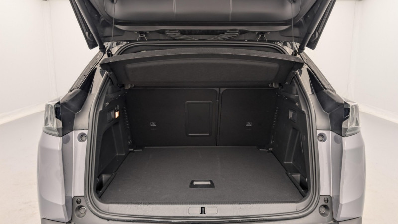 Photo 11 de l'offre de PEUGEOT 3008 Hybrid 136 e-DCS6 GT à 25998€ chez Carlyss automobiles Vitré