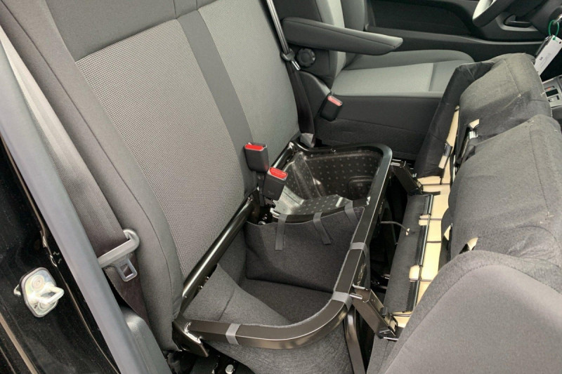 Photo 20 de l'offre de CITROEN Jumpy Fourgon M BLUEHDI 180 S&S EAT8 à 29757€ chez Carlyss automobiles Vitré