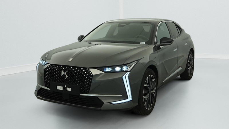 Photo 3 de l'offre de DS DS4 PureTech 130 EAT8 Rivoli à 22652€ chez Carlyss automobiles Vitré