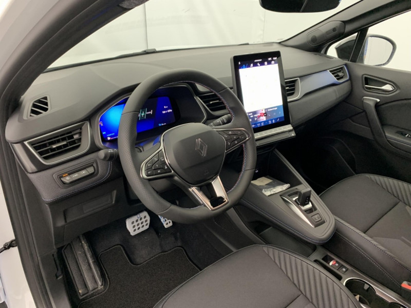 Photo 13 de l'offre de Renault SYMBIOZ E-Tech full hybrid 160 ch Esprit Alpine à 30598€ chez Carlyss automobiles Vitré