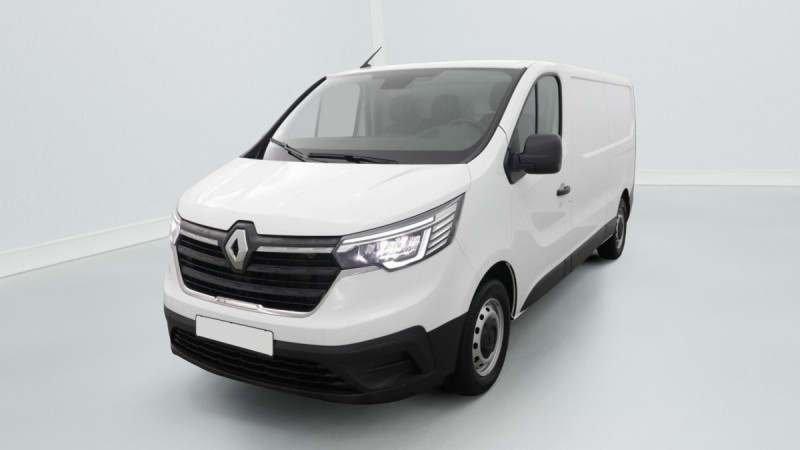 Photo 3 de l'offre de RENAULT TRAFIC FOURGON TRAFIC FGN L2H1 3000 KG BLUE DCI 130 CONFORT à 30897€ chez Carlyss automobiles Vitré