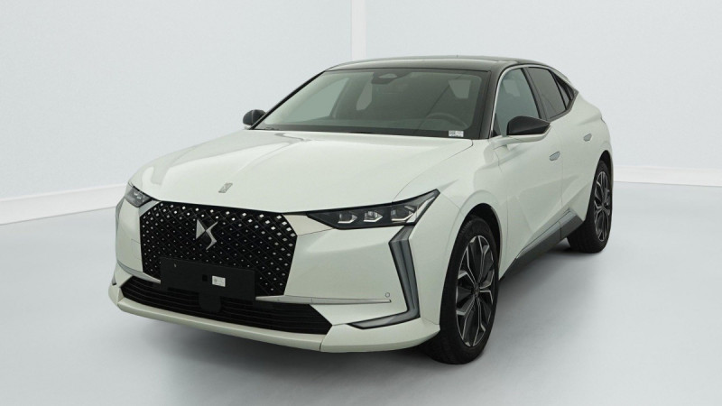 Photo 3 de l'offre de DS DS4 PureTech 130 EAT8 Rivoli à 22620€ chez Carlyss automobiles Vitré