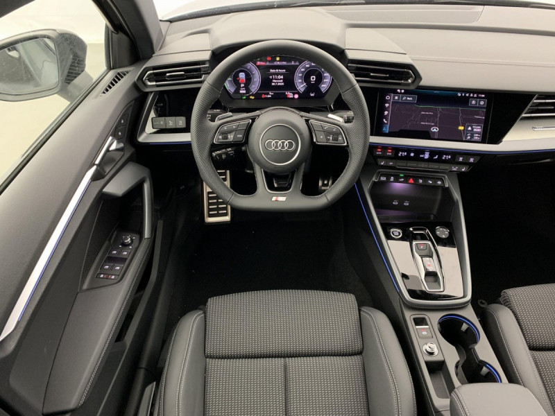 Photo 22 de l'offre de AUDI A3 SPORTBACK NOUVELLE 45 TFSI E HYBRIDE RECHARGEABLE 272 S TRONIC 6 S LINE à 43998€ chez Carlyss automobiles Vitré