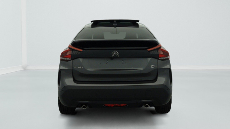 Photo 6 de l'offre de CITROEN C4 PureTech 130 S&S BVM6 Shine à 15514€ chez Carlyss automobiles Vitré