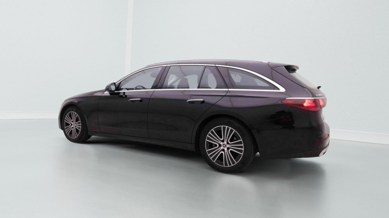 Photo 2 de l'offre de MERCEDES-BENZ CLASSE E BREAK E220D 9G-TRONIC AVANTGARDE LINE à 47361€ chez Carlyss automobiles Vitré
