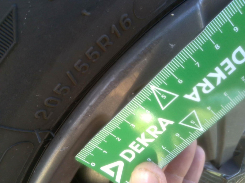 Photo 10 de l'offre de PEUGEOT 308 PureTech 130ch S&S BVM6 Allure à 19198€ chez Carlyss automobiles Vitré