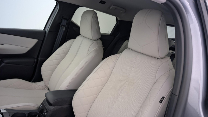 Photo 16 de l'offre de DS DS3 PureTech 130 EAT8 Esprit de Voyage à 20766€ chez Carlyss automobiles Vitré