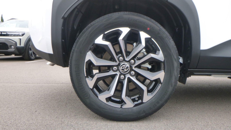 Photo 7 de l'offre de Toyota Yaris Cross Hybride Yaris Cross Hybride 130h 2WD Design à 29398€ chez Carlyss automobiles Vitré