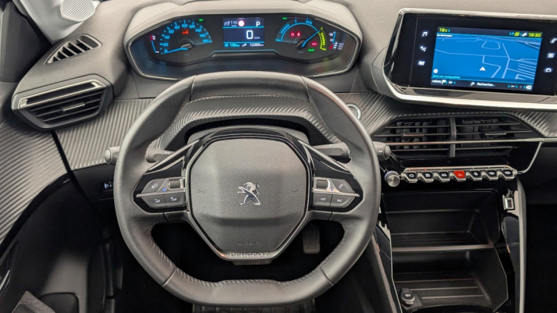 Photo 14 de l'offre de PEUGEOT 208 ELECTRIQUE 50 KWH 136CH STYLE à 17660€ chez Carlyss automobiles Vitré