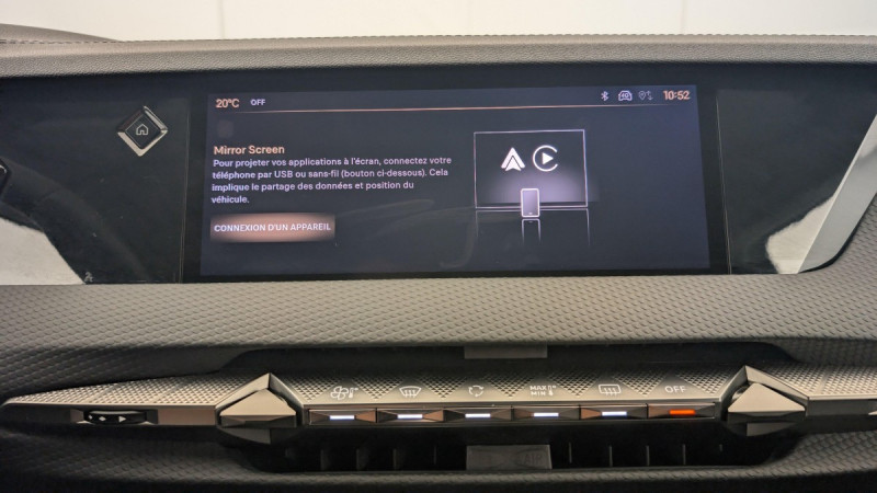 Photo 19 de l'offre de DS DS4 PureTech 130 EAT8 Rivoli à 22360€ chez Carlyss automobiles Vitré