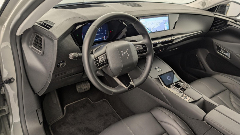 Photo 15 de l'offre de DS DS4 PureTech 130 EAT8 Rivoli à 22862€ chez Carlyss automobiles Vitré