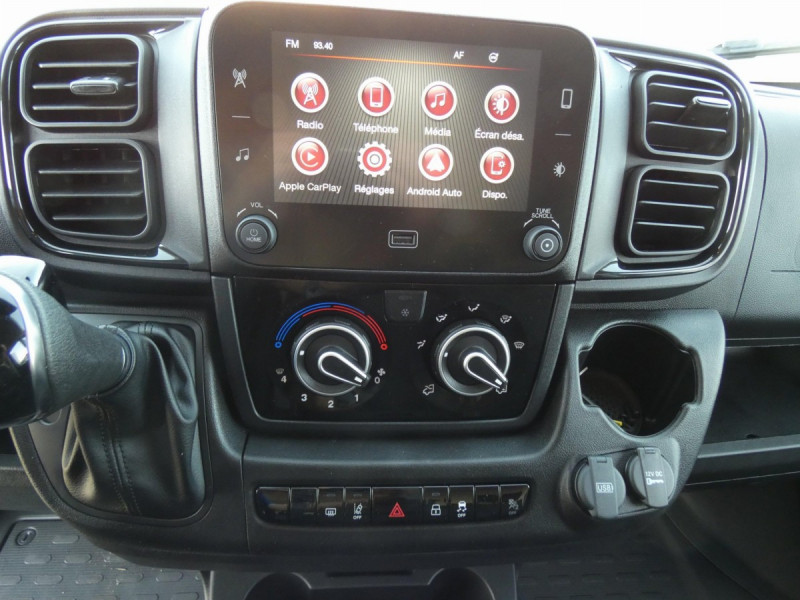 Photo 11 de l'offre de CITROEN Jumper Fourgon TOLE 35 L2H2 140 S&S BVM6 à 28557€ chez Carlyss automobiles Vitré