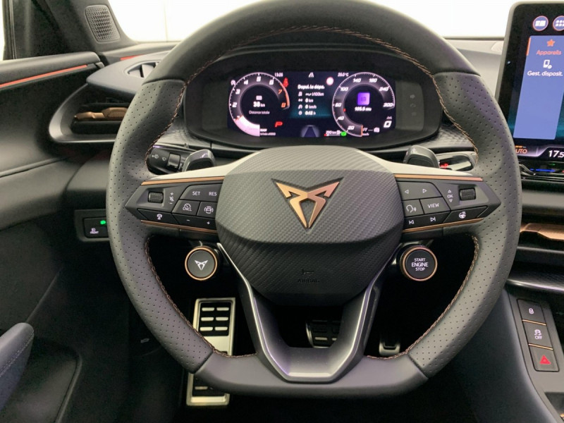 Photo 18 de l'offre de Cupra Terramar 1.5 eTSI Hybrid 150 ch DSG7 V à 36998€ chez Carlyss automobiles Vitré