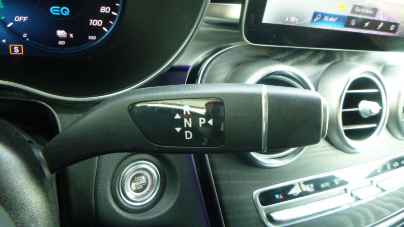 Photo 9 de l'offre de MERCEDES-BENZ GLC 300 e EQ POWER 9G-Tronic 4Matic AMG Line à 37598€ chez Carlyss automobiles Vitré