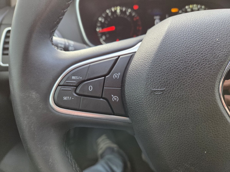 Photo 17 de l'offre de Renault Mégane Berline (4) Business TCe 115 FAP -21N à 15990€ chez Carlyss automobiles Vitré